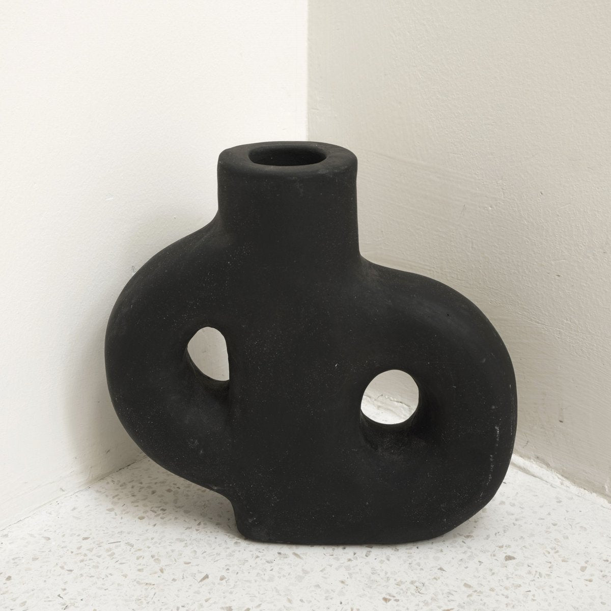 Vase noir petit vase décoratif moulé à la main en argile pour fleurs séchées ou fraîches LEMBAH