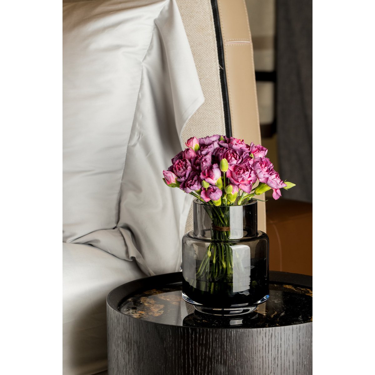 Art de la Table Petit vase au design rétro moderne, couleur gris foncé, TYLER07GR Zistyhome art de la table