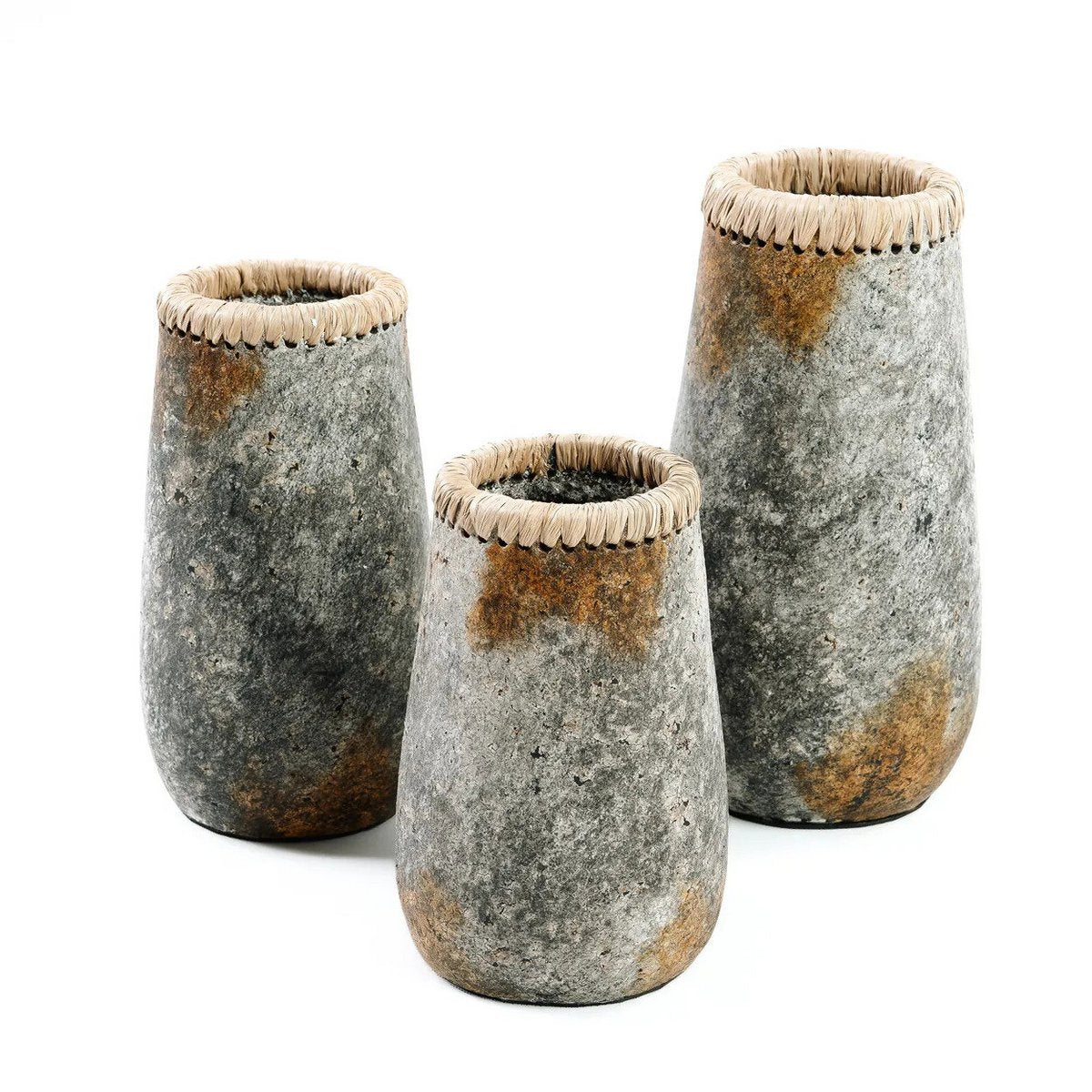 Le Vase Sournois - Gris Antique - M