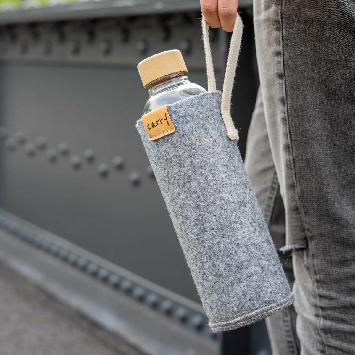 SLEEVE 0,7 l - housse de protection GRIS