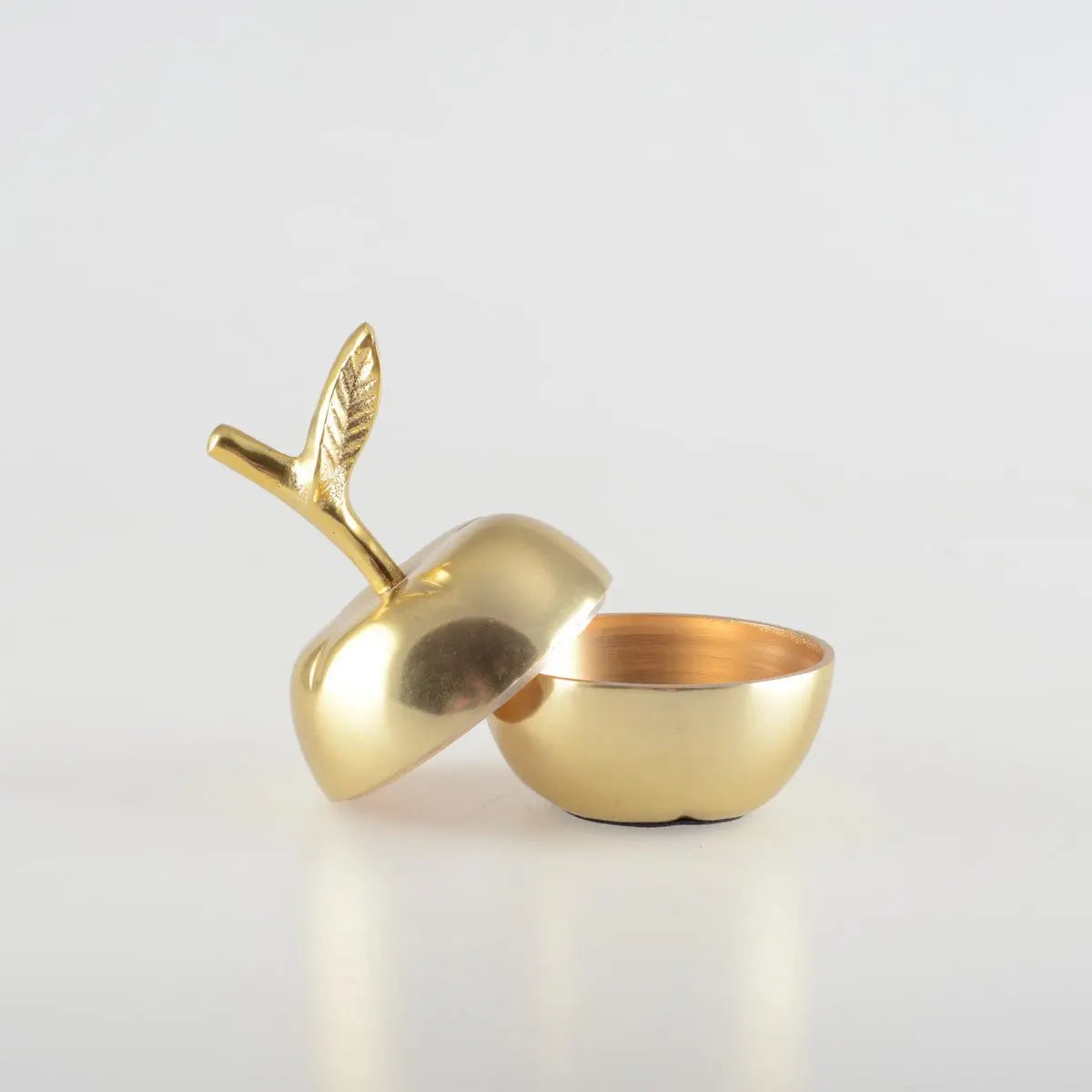 Boîte dorée pomme 7.5x7.5x11cm AULICA
