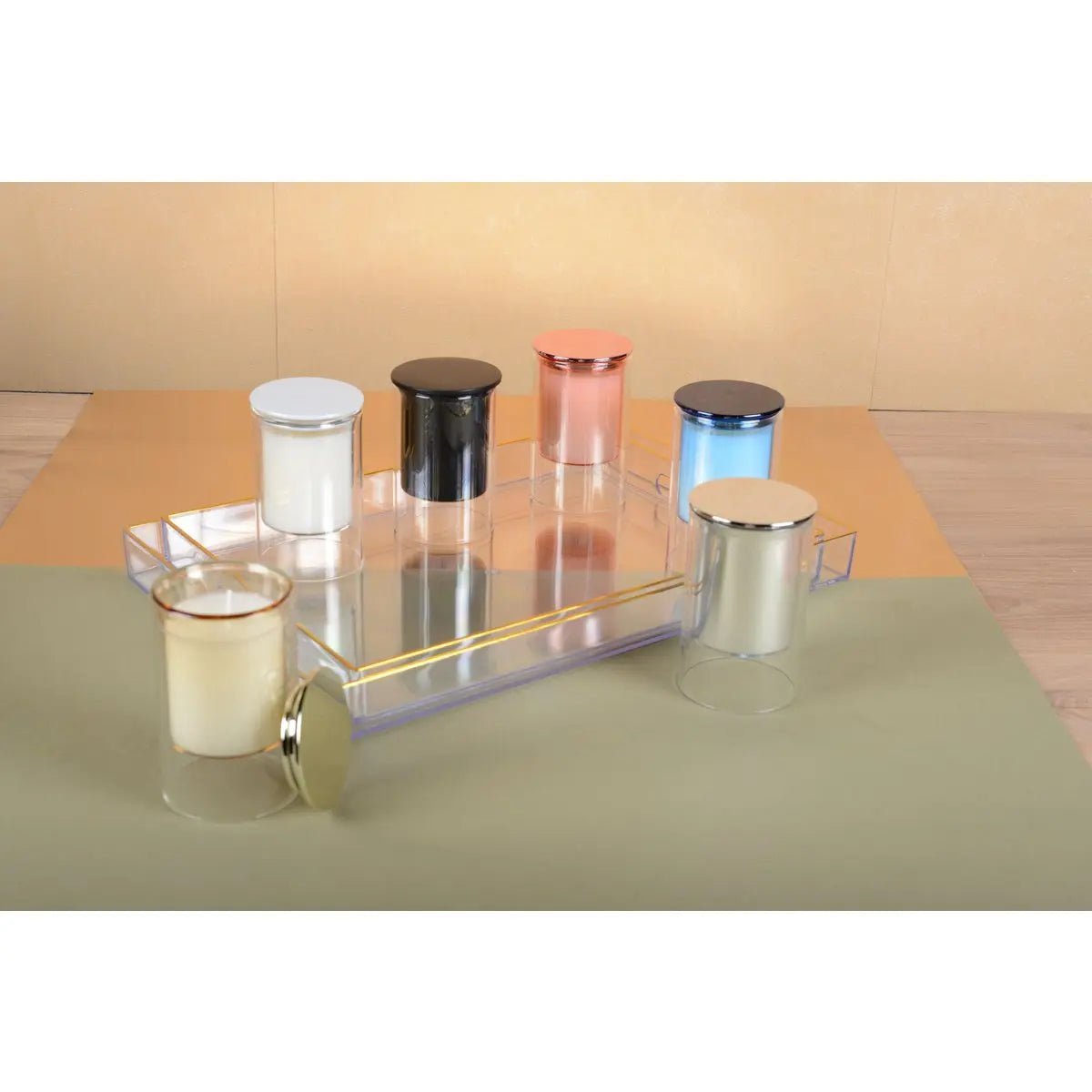 Bougie blanche parfum musc 7x11.3cm AULICA
