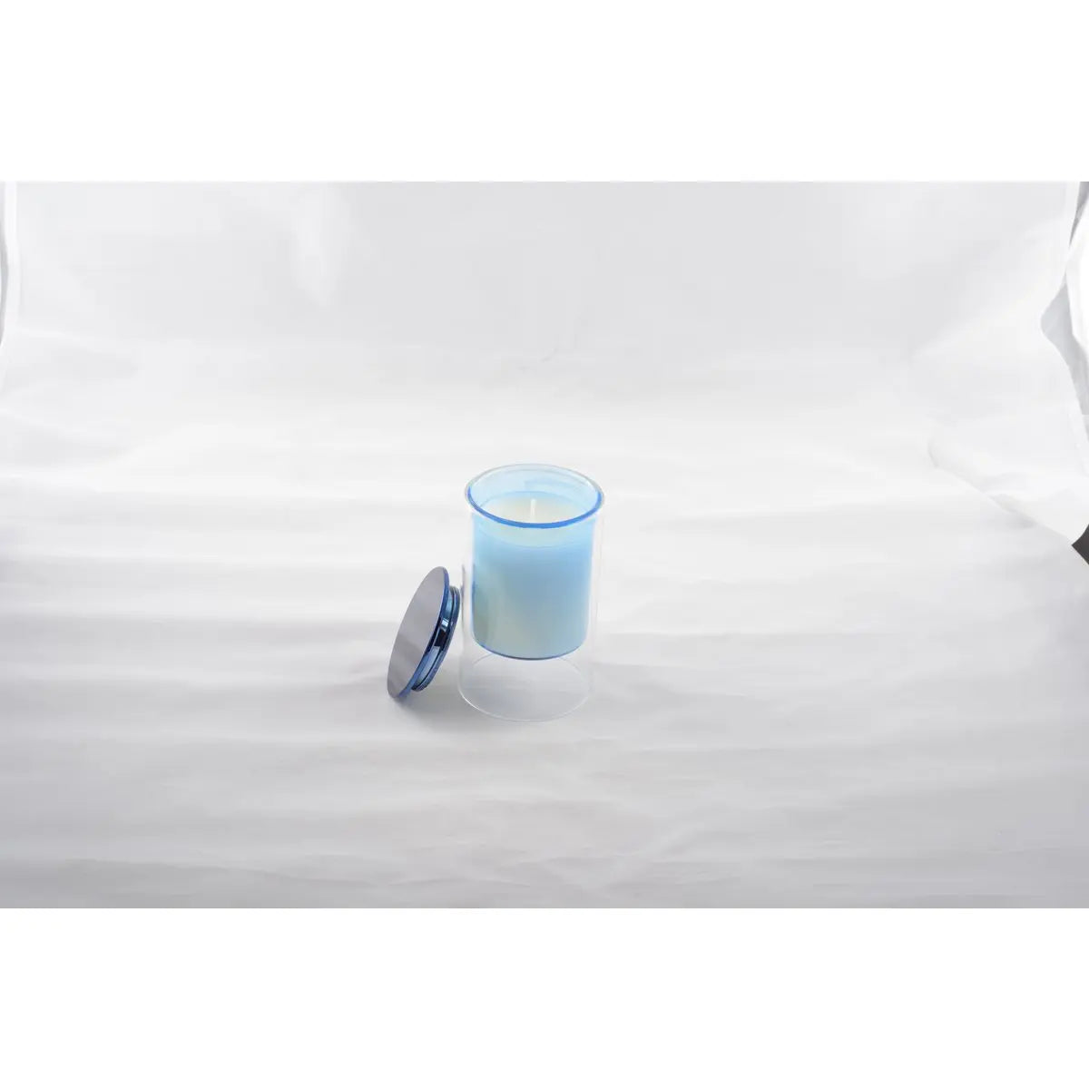 Bougie bleu parfum bois de cèdre 7x11.3cm AULICA