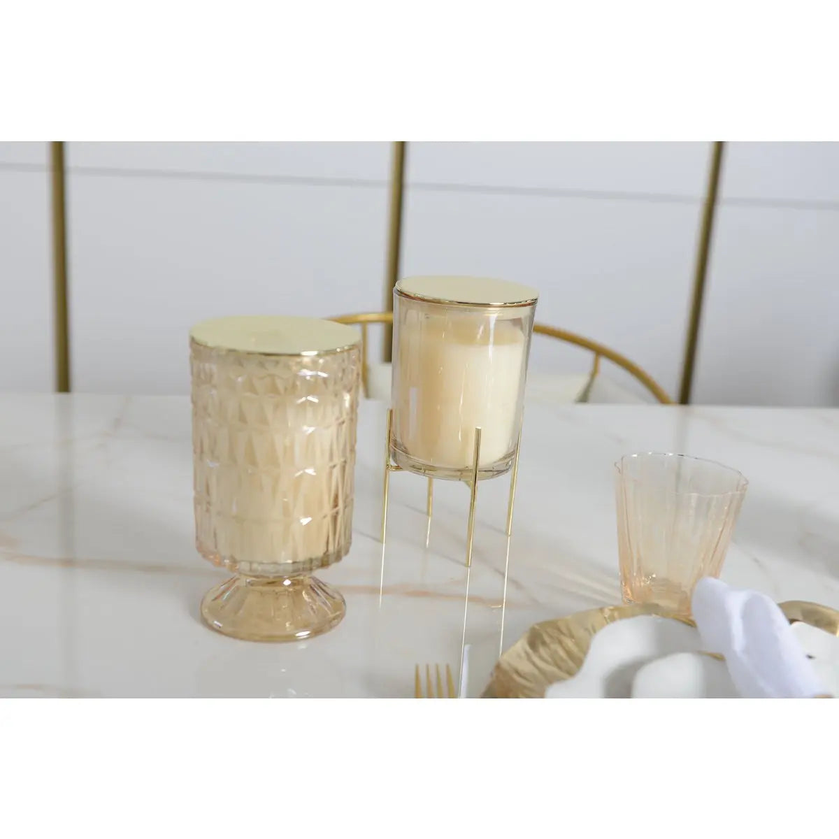 Bougie dorée sur pied parfum fleur de coton h18cm AULICA