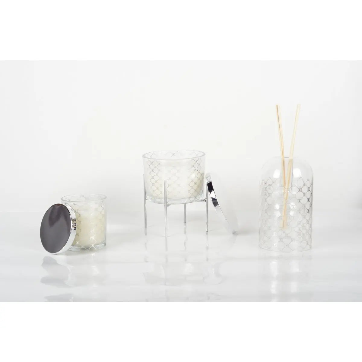 Bougie parfum patchouli avec bougeoir argent AULICA