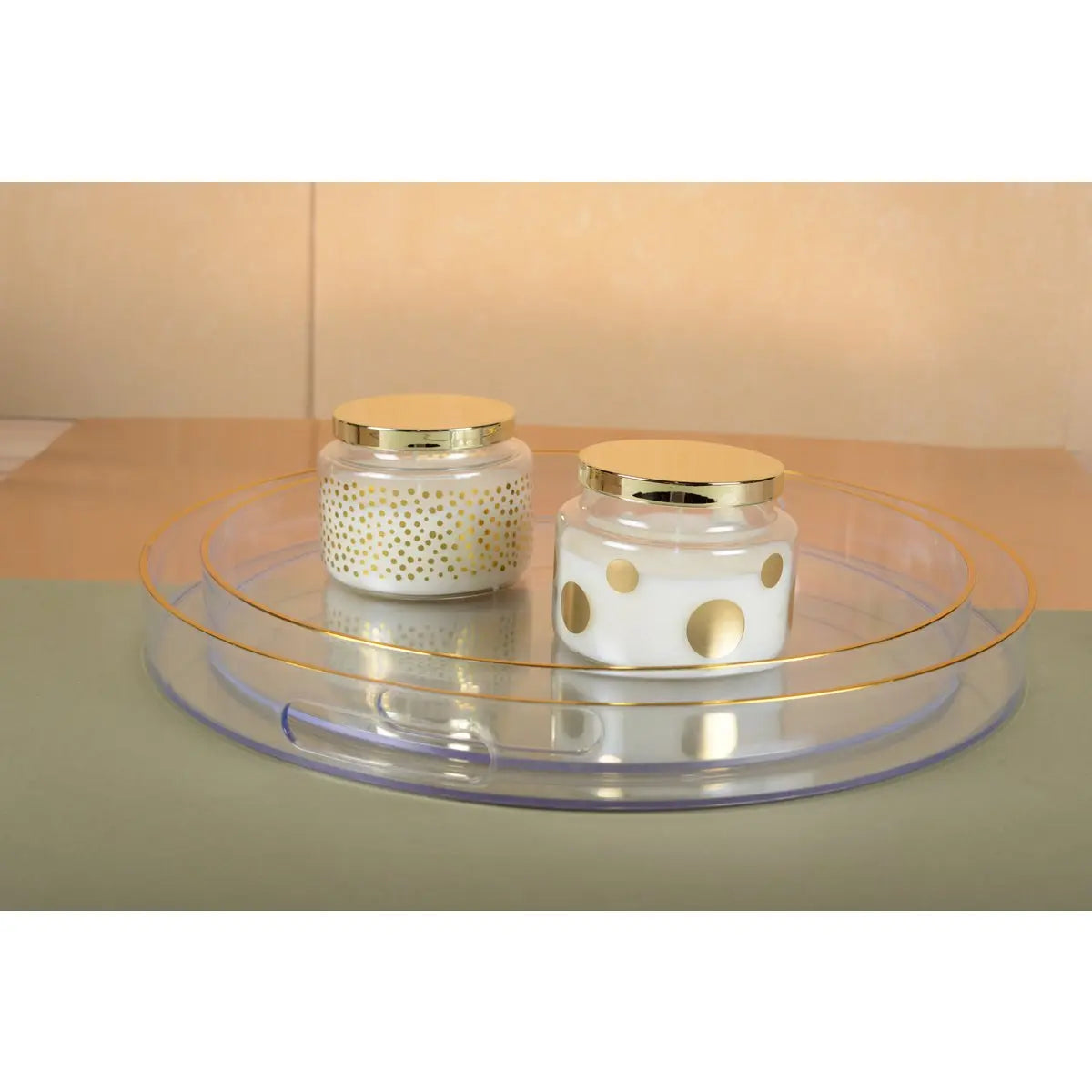 Bougie ronde avec points et couvercle doré parfum sauge AULICA