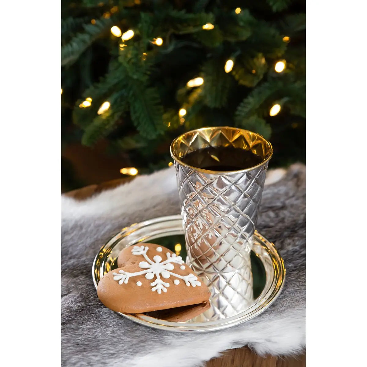 EDZARD tasse en argent Pilar avec motif diamant, argent massif, aspect intérieur or (laiton poli), hauteur 11 cm EDZARD-SHOP.com