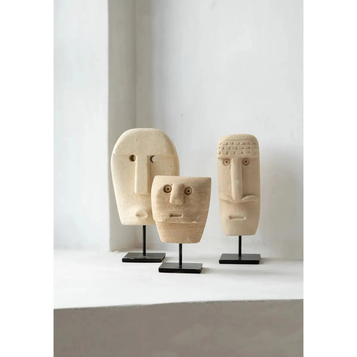 La pierre Sumba %2321 sur support Bazar Bizar Living