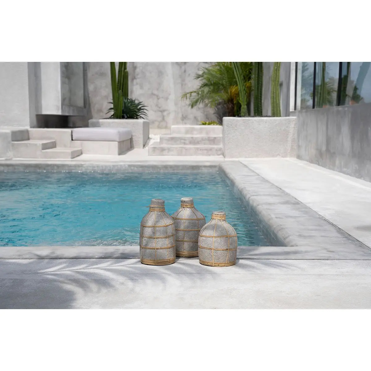 Le Vase Whoopy - Béton Naturel - L Bazar Bizar Living