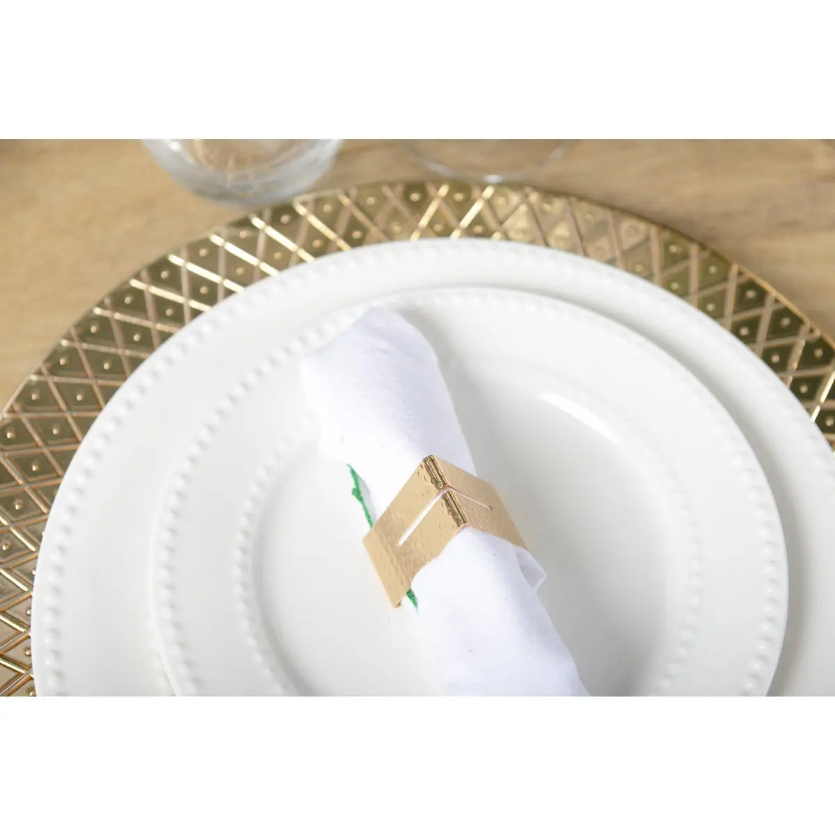 Lot de 4 ronds de serviettes triangle martelé doré AULICA