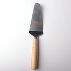 Pelle à tarte inox manche bois AULICA