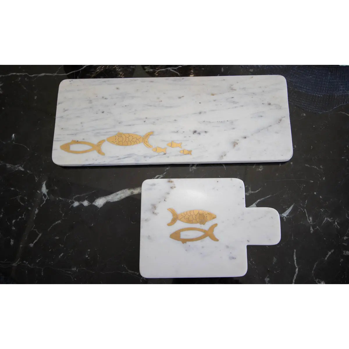 Plateau à fromage en marbre poisson doré 40x15.5x1.5cm AULICA