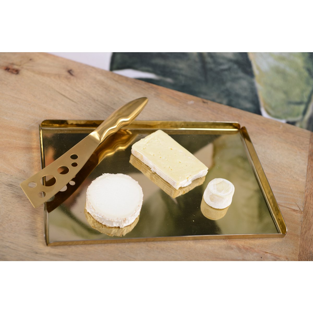 Art de la Table Plateau rectangulaire martelé doré 30.5x21x1.25cm Zistyhome art de la table