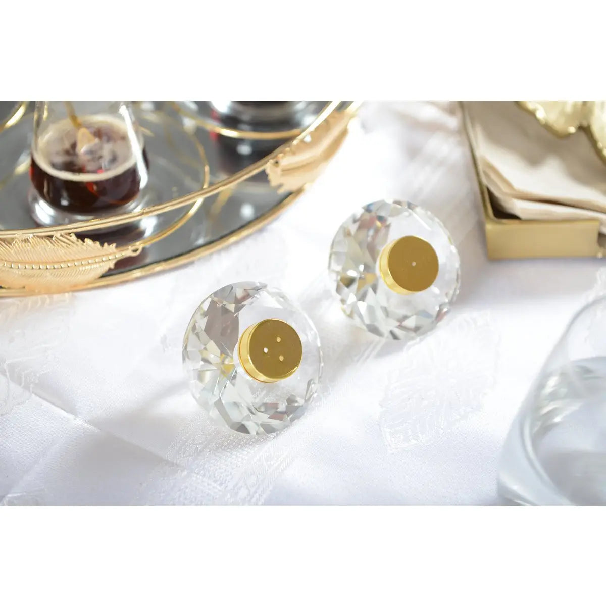 Salière et poivrière cristal 7 cm dore AULICA