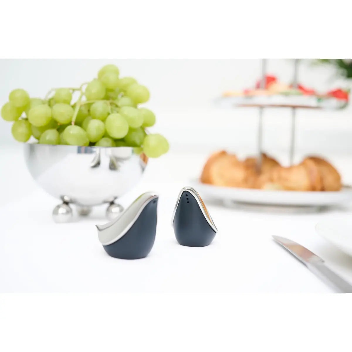 Salt & Pepper Shaker Dove, noble plaqué argenté, start-up, hauteur 6 cm EDZARD-SHOP.com
