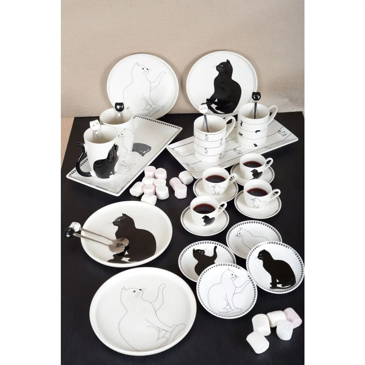 Tasses à café avec soucoupes chat noir et blanc - lot de 4 AULICA