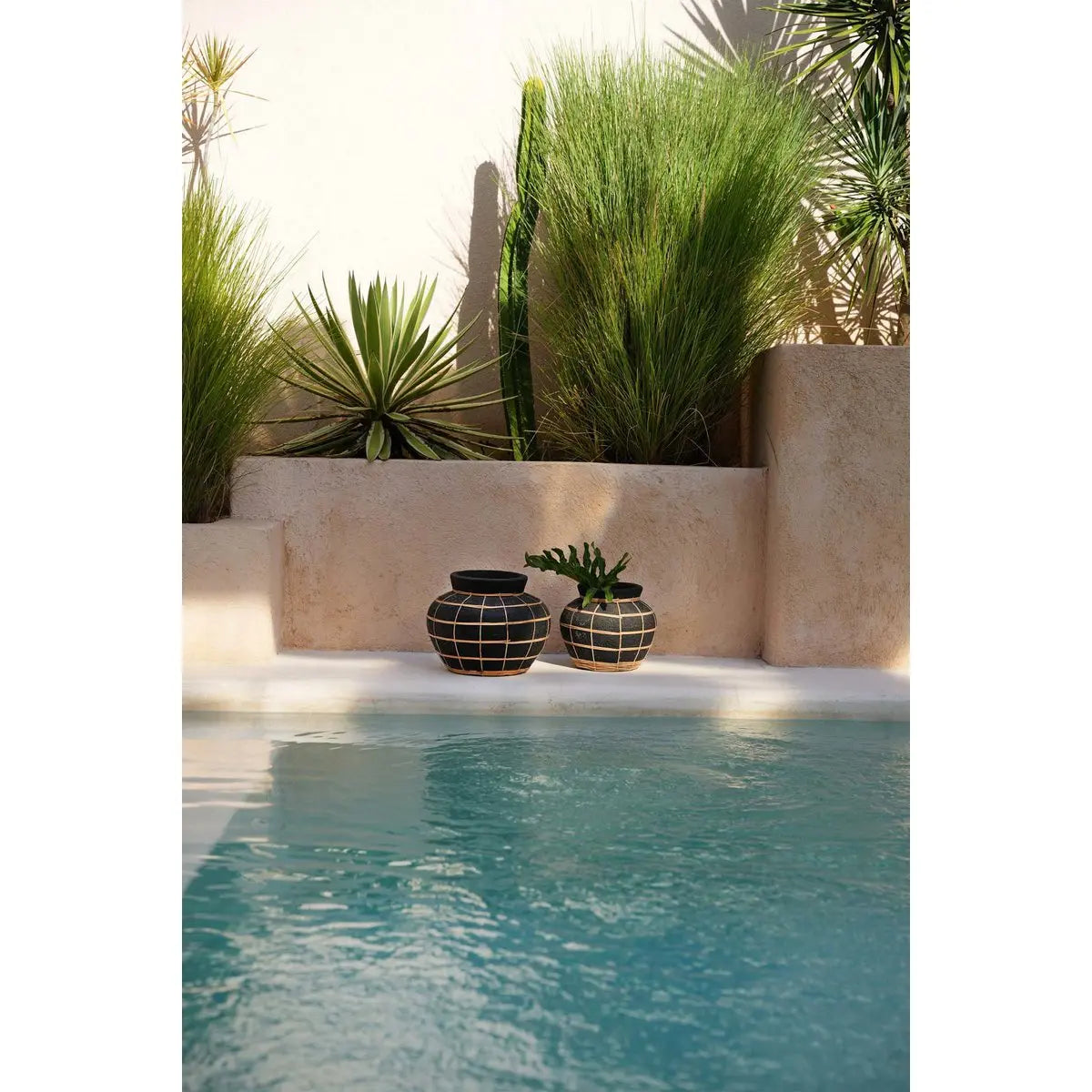 Vase Le Ventre - Noir Naturel - L Bazar Bizar Living