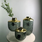 Vase vert avec bord doré 16 x 29 cm AULICA