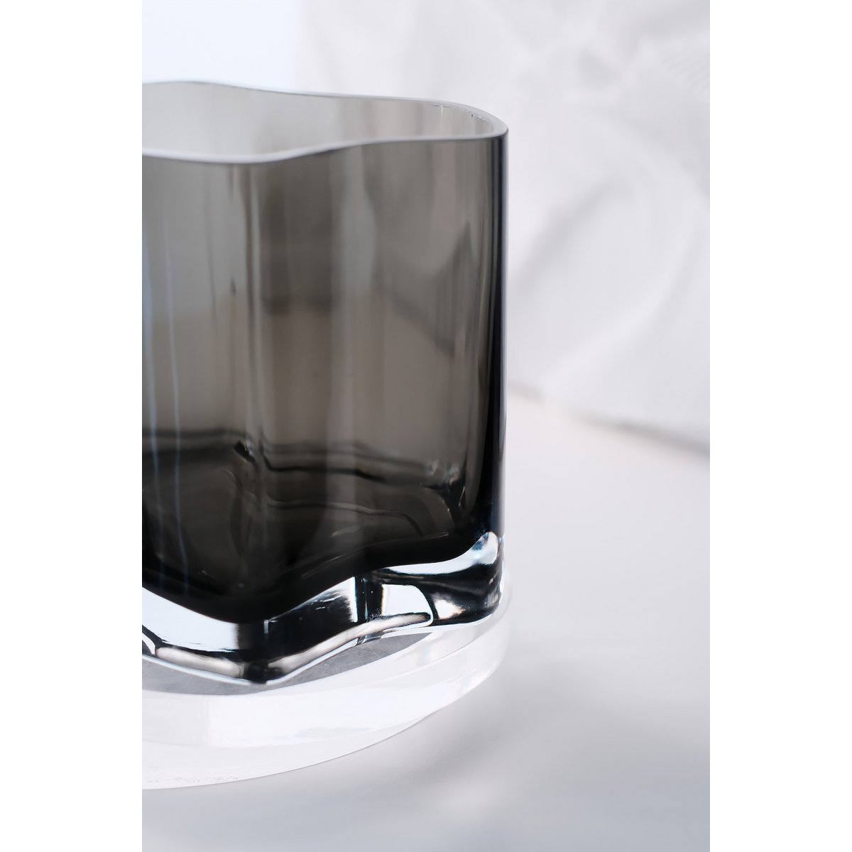 Art de la Table Nouveau vase au design moderne inspiré de CORAL et Aalto, taille moyenne, COR20GR Zistyhome art de la table