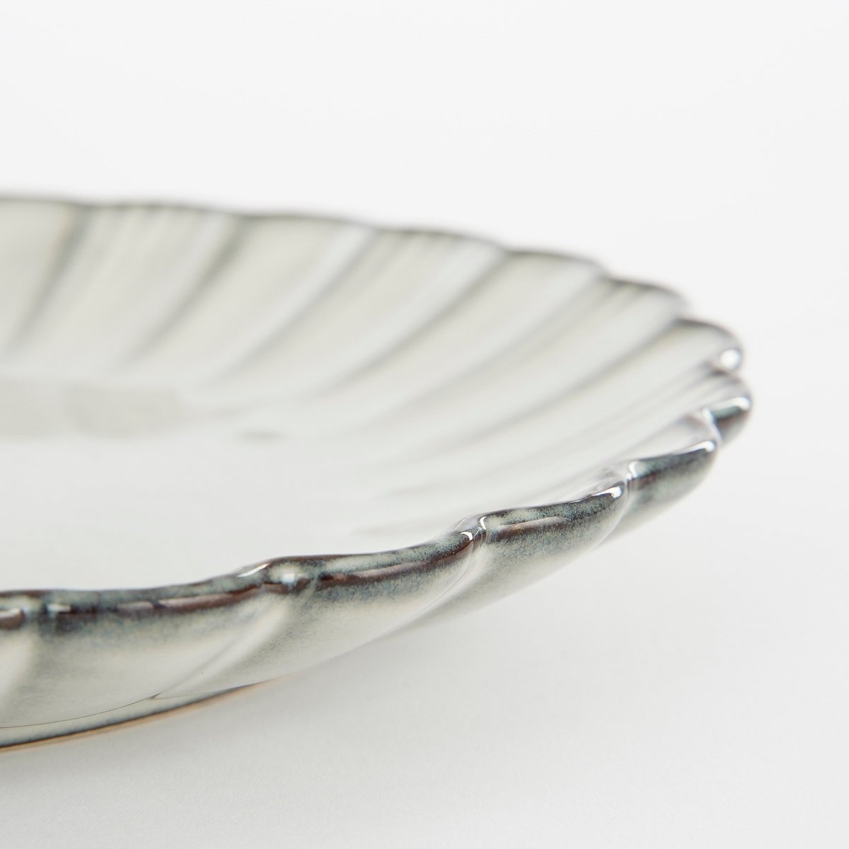 Assiette petit déjeuner Corfou Gris